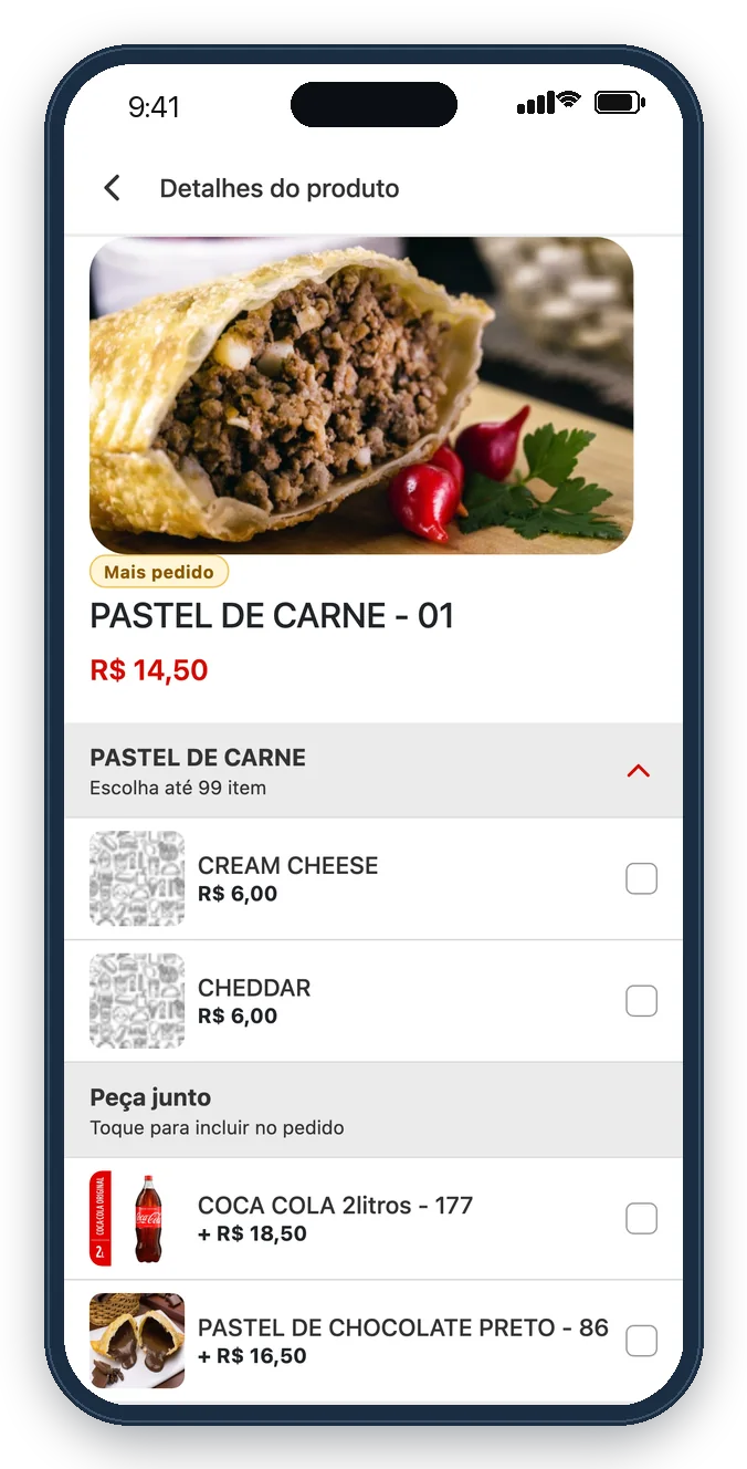 Tela do produto no cardápio digital da Bom Pastel com adicionais e o bloco Peça junto sugerindo Coca-Cola e pastel de chocolate